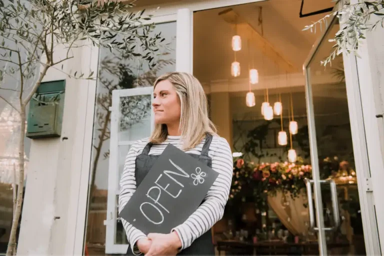 Shop Front Change & Advertisement Application architecture